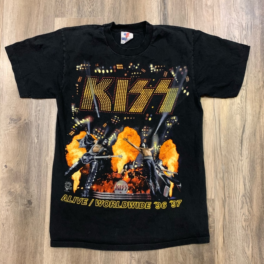 Vintage kiss band concert shirt 1996-97